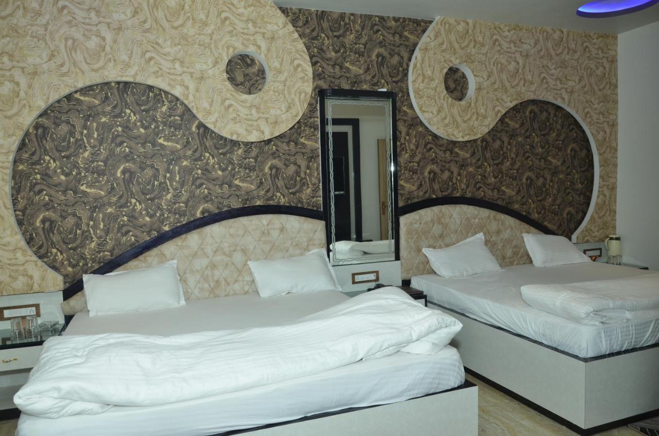 Hotel Paradise Inn Auraiya Eksteriør bilde